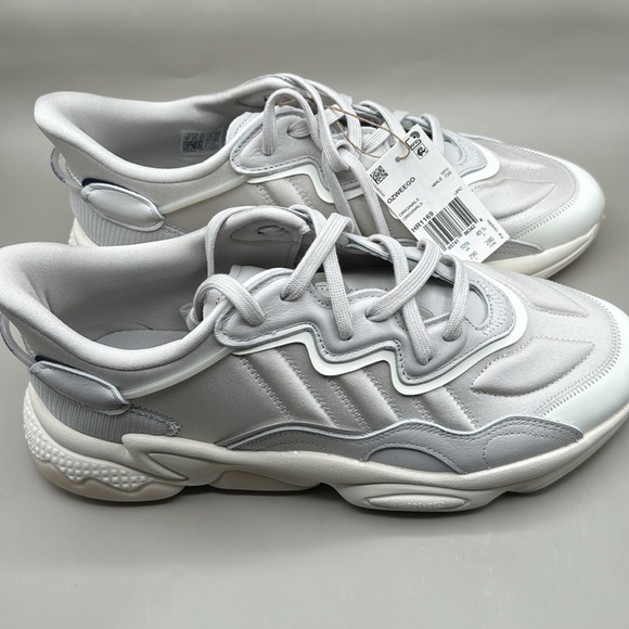 NWT! Adidas Ozweego Sneakers Men’s 11 Light Gray - Picture 6 of 12